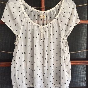 Cute Hollister Top
